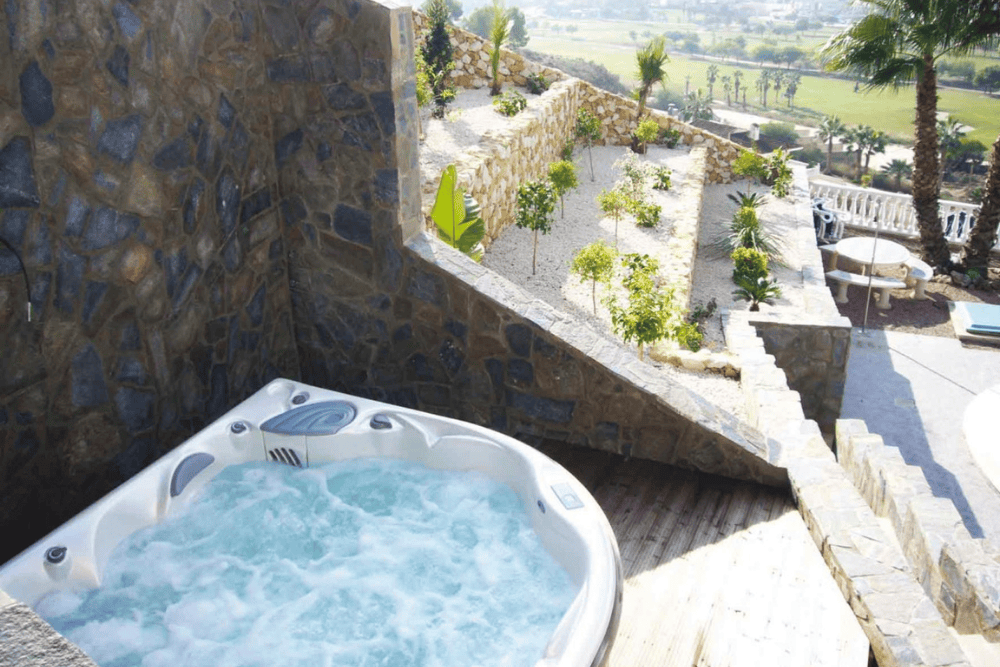 Hydrotech - Piscine - Spa - Sauna - Suisse